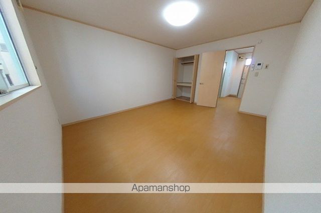 新潟市西区 2階建 築23年の内装写真