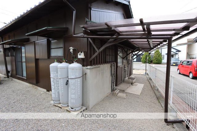 予讃線 新居浜駅 徒歩20分 1階建 築62年の外観写真