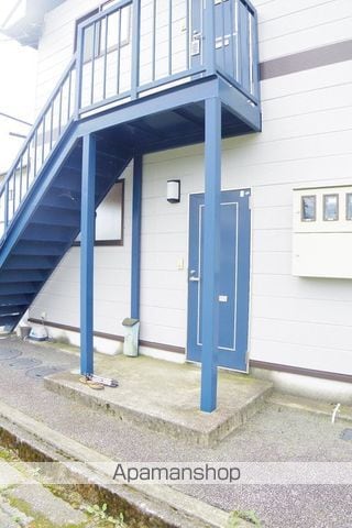 メゾンエスポワールの玄関写真