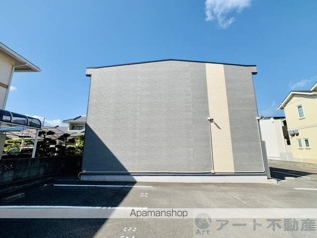 レオパレスグレーシー堀江の外観写真