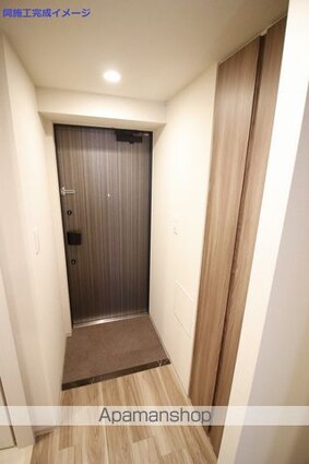 東京都立川市曙町３丁目[1K/30.24m2]の玄関