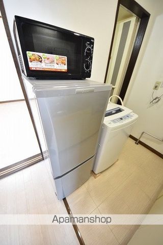 クリスタル参番館の内装写真