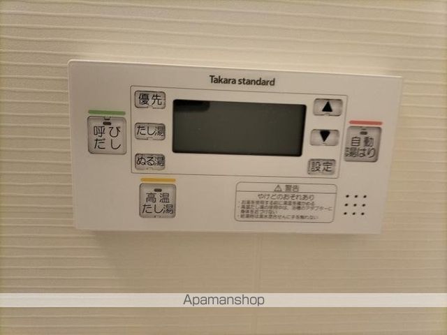 I MAISON RHODONの内装写真