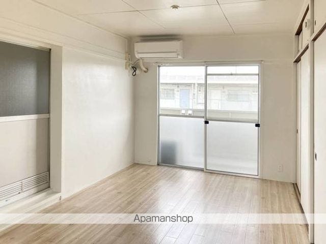 ビレッジハウス稲葉郷1号棟の内装写真