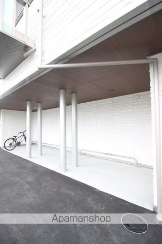 シャーメゾン上中野の外観写真