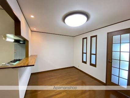 サウスプラザ六条[1LDK/49.6m2]のリビング・居間