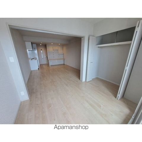 スプランディッド福島WESTの内装写真