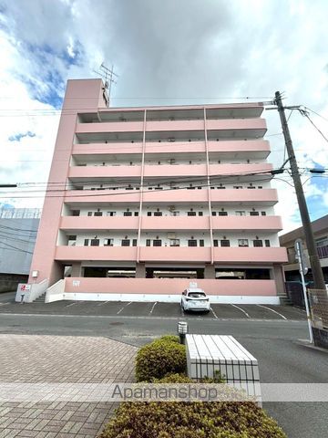第8年見マンションの外観写真
