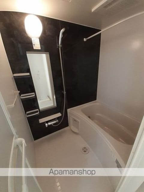 愛媛県四国中央市中曽根町[1K/31.65m2]のバス