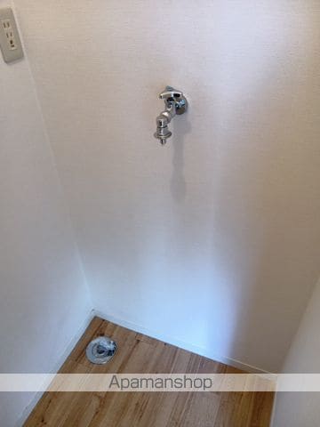 ホワイトハイツミサキIの内装写真