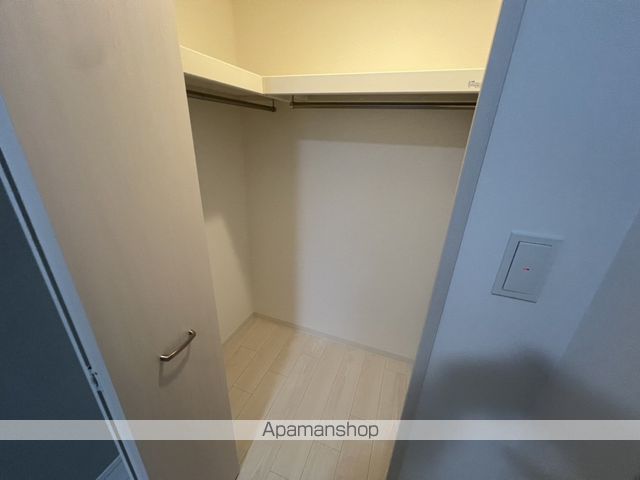 スプランディッドライズ新大阪ノースの内装写真
