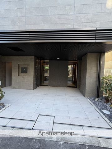 ROYALPARKHILLSUMEKITAの玄関写真