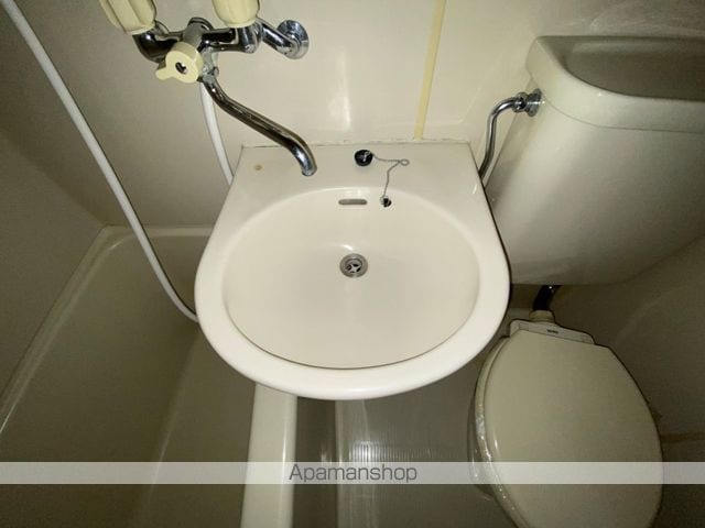 こすもす隼田の内装写真