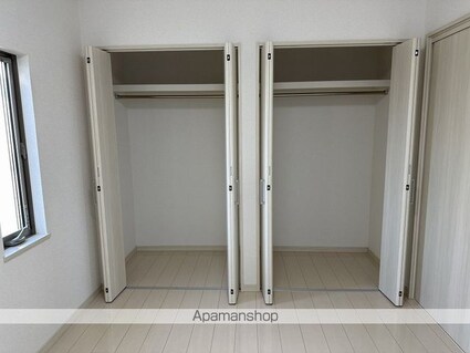 メリベル仁井田　Ｃ棟[3LDK/74.53m2]の収納