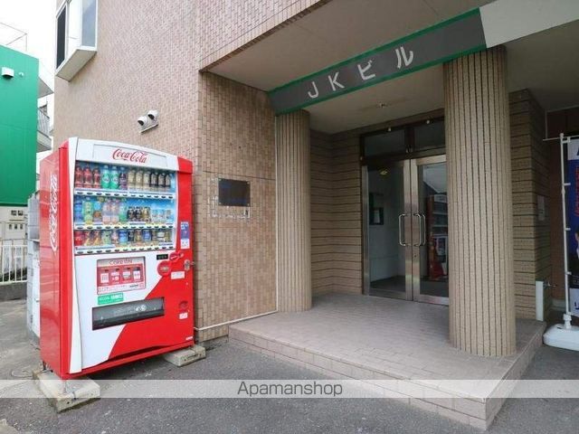 JKビルの玄関写真