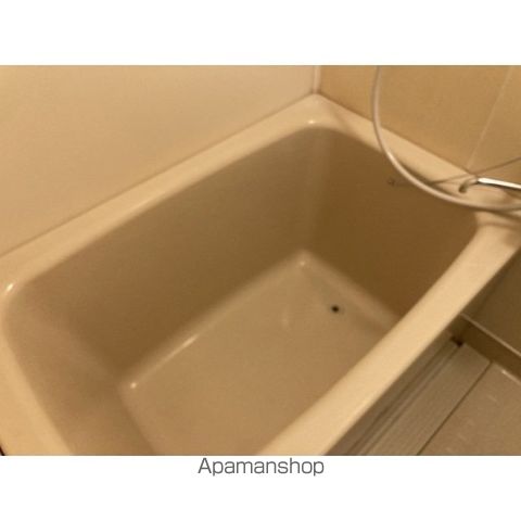 シャトル細田の内装写真