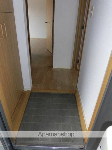 グラスホッパーCの内装写真