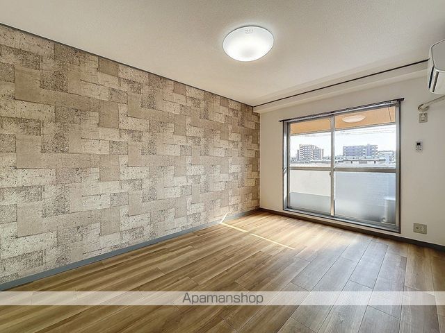 清城ハイツの内装写真