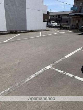 コーポひかり[1K/15.3m2]の駐車場