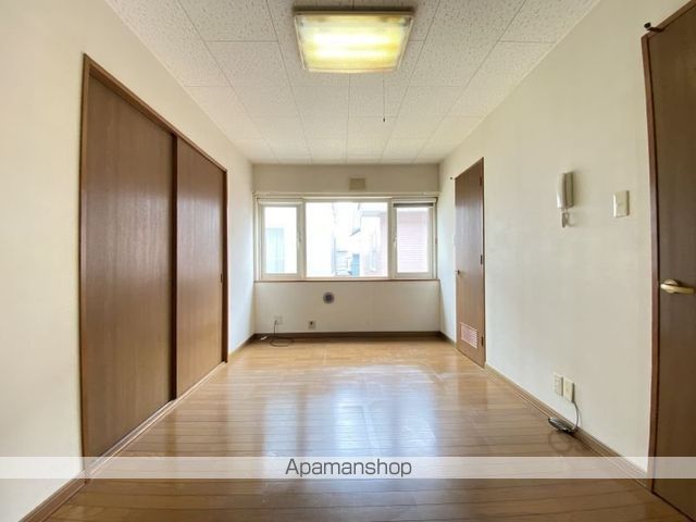 レイトンハウスIVの内装写真