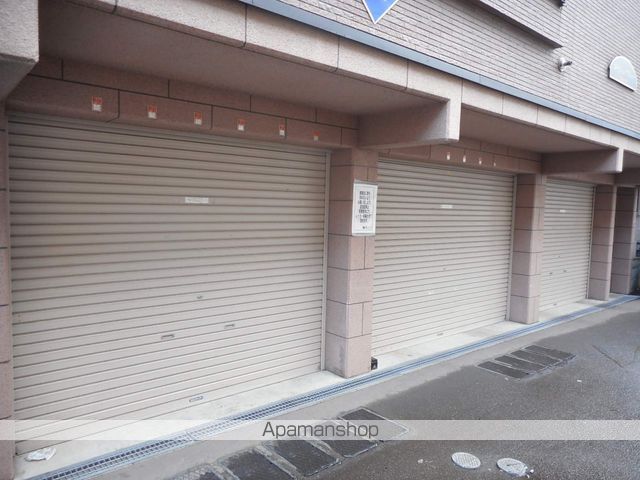 ロージェ・ブルーの外観写真
