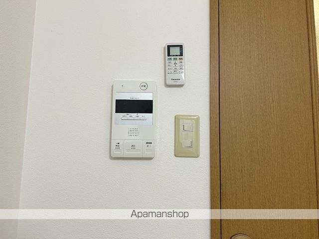 京都市北区 3階建 築26年の内装写真