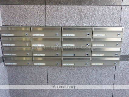 メゾンキャピトル[2LDK/54m2]の共用部1