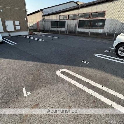 ボン　セジュール[2LDK/61.49m2]の駐車場2