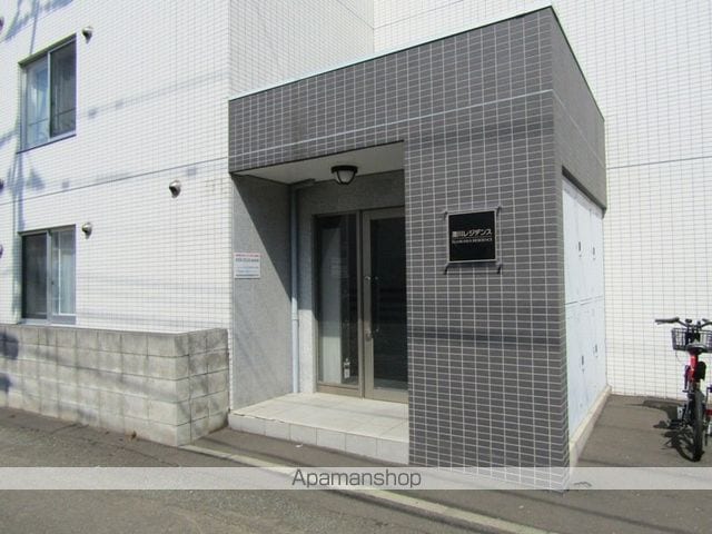 澄川レジデンスの玄関写真