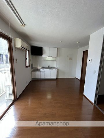 ローズコート阿部Ｃ・Ｄ棟[2LDK/50m2]のリビング・居間