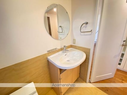 香川県高松市常磐町２丁目[1R/46.55m2]の洗面所