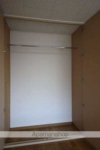 南花屋敷エイティーンハウスの内装写真