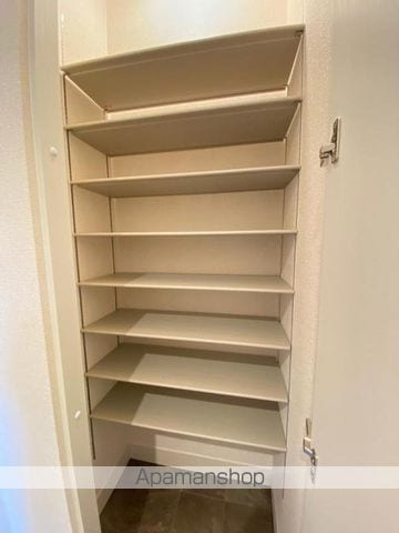 ユニヴェール B棟の内装写真