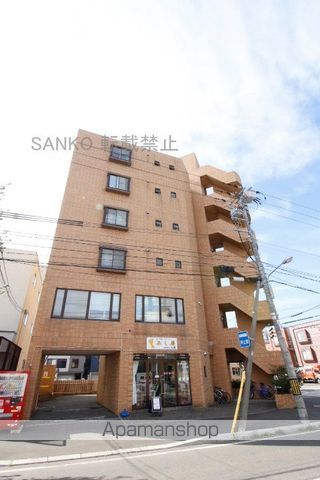 モトマチメイワの外観写真
