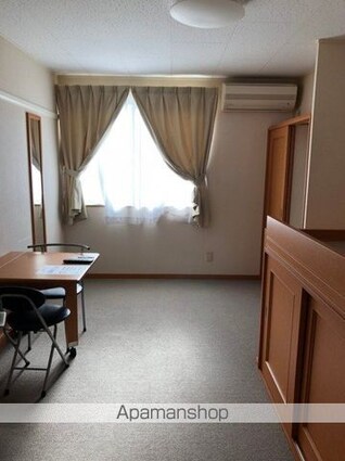 レオパレス安田　２[1K/26.08m2]のリビング・居間1