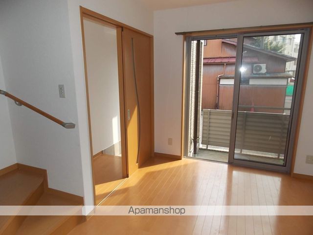 APT遠場の内装写真