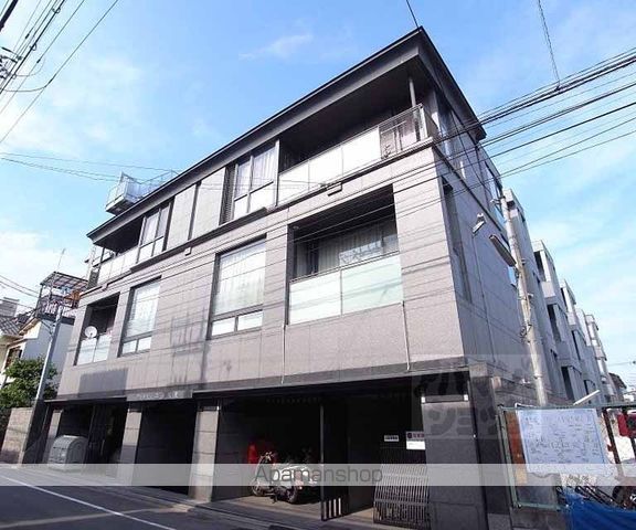 ヴェルビュ二条城東の外観写真
