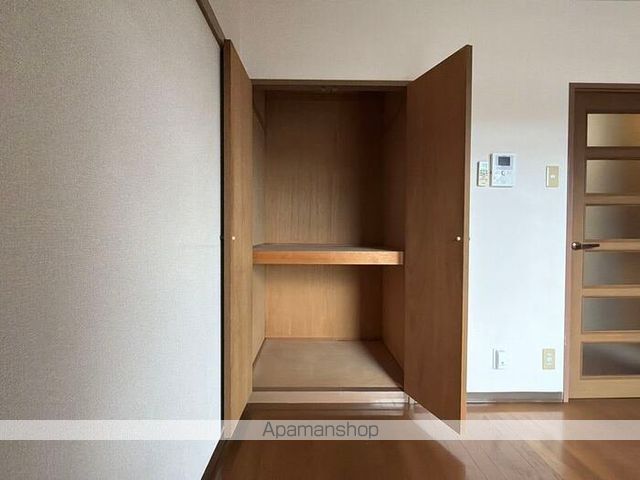 シャトー栄根IIの内装写真