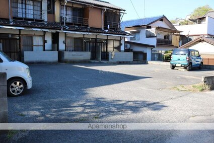 広島県尾道市長江３丁目[3DK/60m2]の駐車場