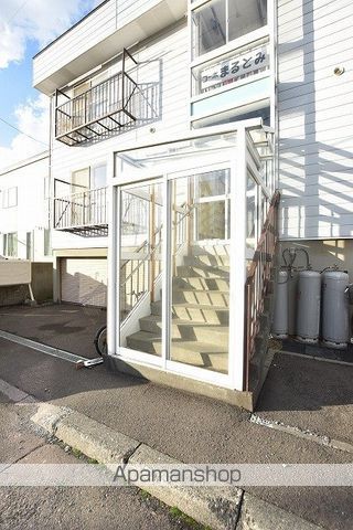 コーポまるとみの玄関写真