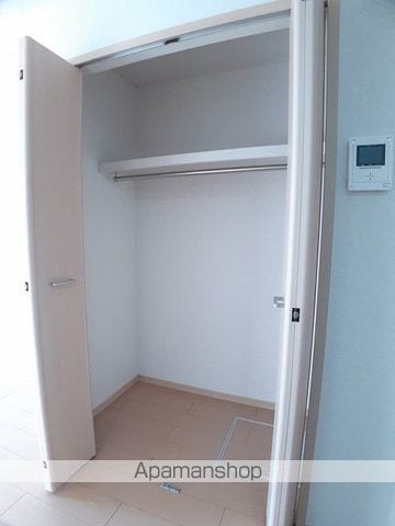 ラゴーア・アネシス IIの内装写真