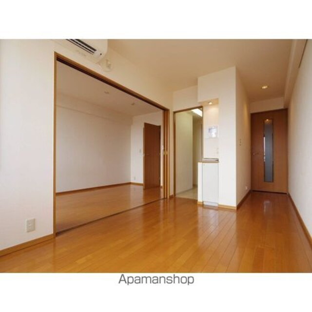 プラネ三軒茶屋[1LDK/41.1m2]のリビング・居間2