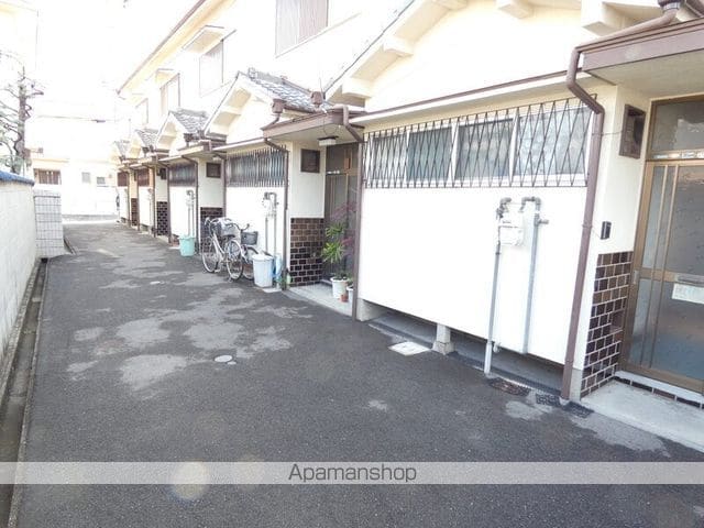 鳳南町2丁テラスハウスの外観写真