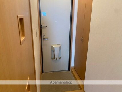 エザンスＴＨ[1R/30.03m2]の玄関1