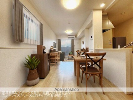 ブレイ　バレー[2LDK/59.55m2]のリビング・居間