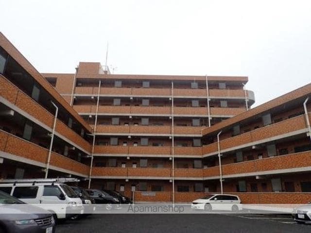 長瀬第三マンションの外観写真