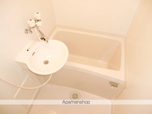 レオパレスカリヨ尼崎の内装写真