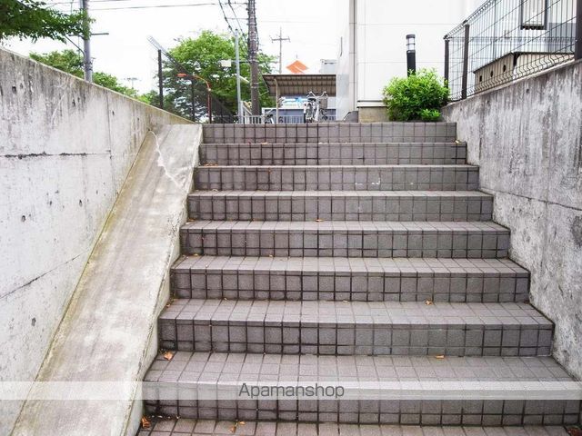 レオパレスメゾンソレイユIIの玄関写真