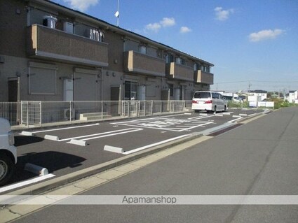 アステール[2LDK/54.09m2]の駐車場