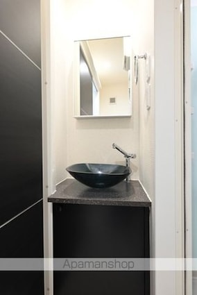 東京都港区南青山４丁目[1R/16.84m2]のリビング・居間3